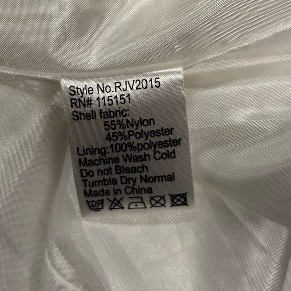 Romeo + Juliet Couture White Trench Coat Belt Big Buttons Pockets Size Small - Picture 10 of 11